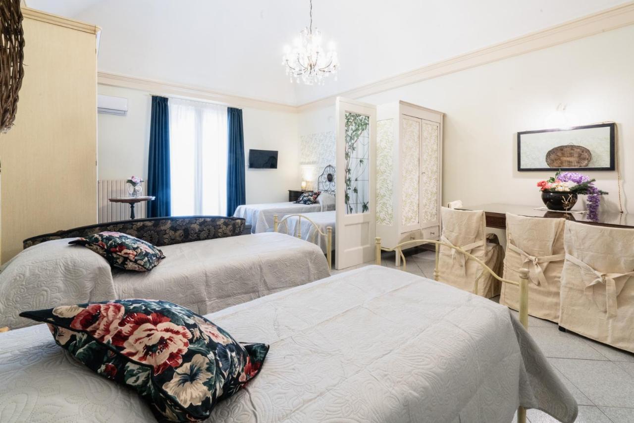 Santa Caterina Da Siena B&B Catane Extérieur photo