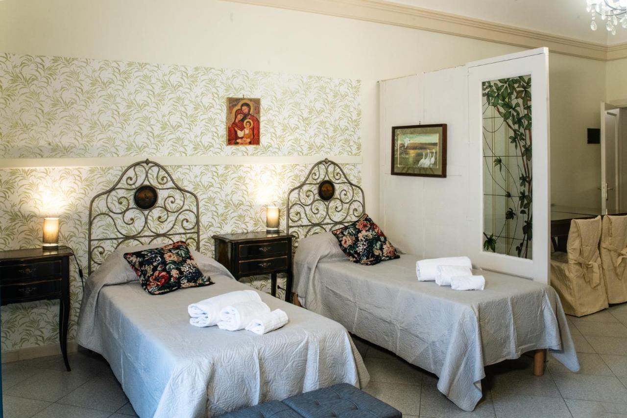 Santa Caterina Da Siena B&B Catane Extérieur photo