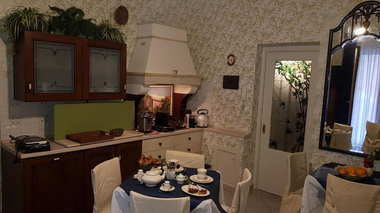 Santa Caterina Da Siena B&B Catane Extérieur photo